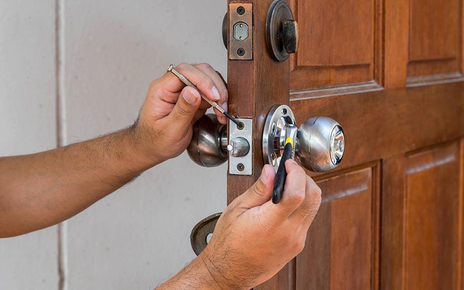 Allauch l'ouverture de porte Vachette