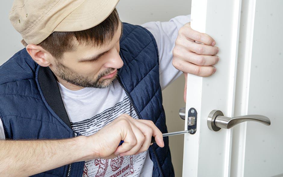 changer serrure porte blindée prix Villepreux